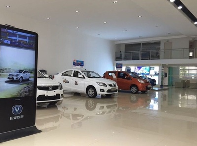 4S店無視新規,店員:交3000塊錢現金,就能讓您立馬提上車!